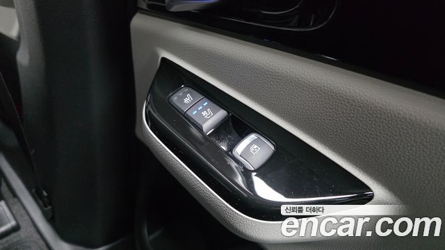 Kia Canival 2022 — photo 19