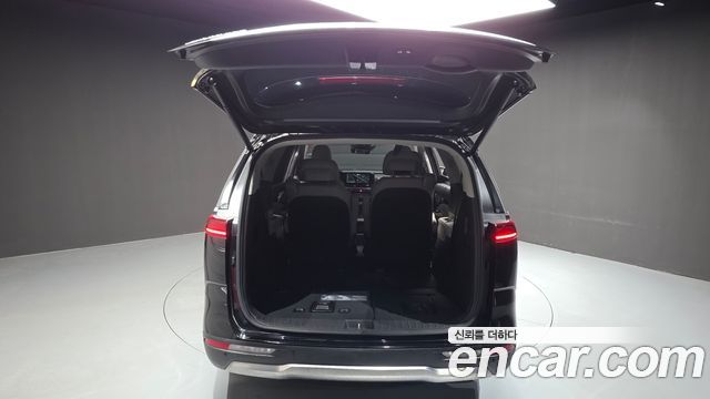 Kia Canival 2022 — photo 20
