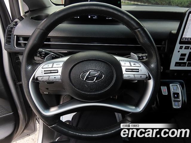 Hyundai Staria 2024 — photo 13