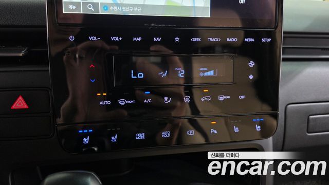 Hyundai Staria 2025 — photo 31