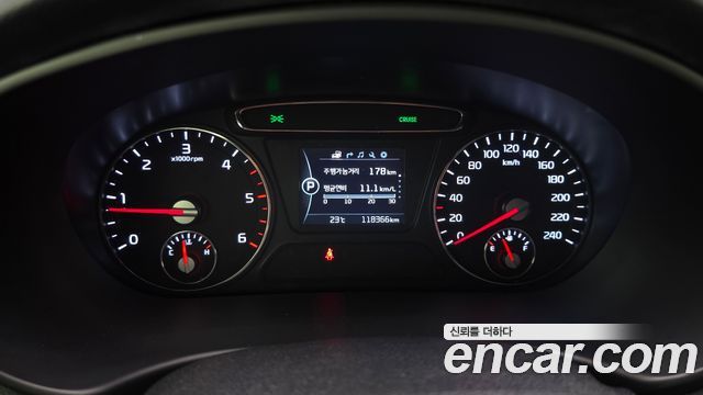 Kia Sorento 2017 — photo 8