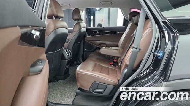 Kia Sorento 2017 — photo 12