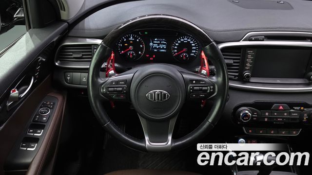 Kia Sorento 2017 — photo 13