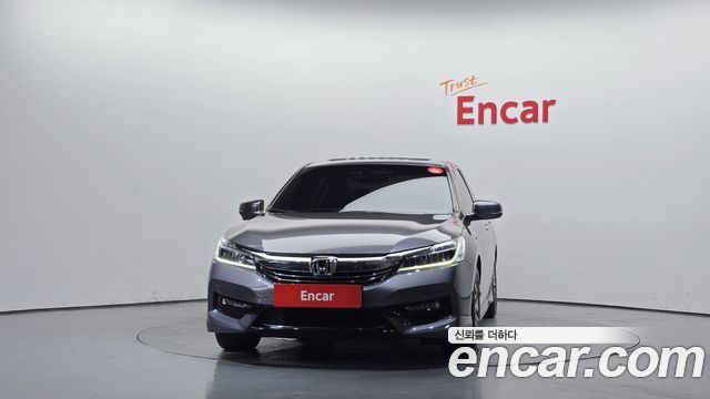 Honda Accord 2017 — photo 3