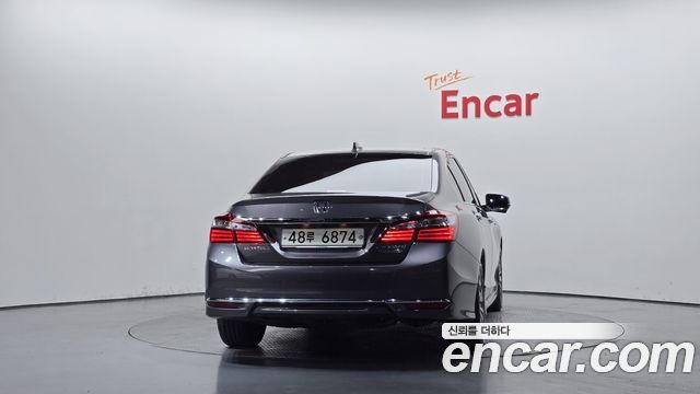 Honda Accord 2017 — photo 4
