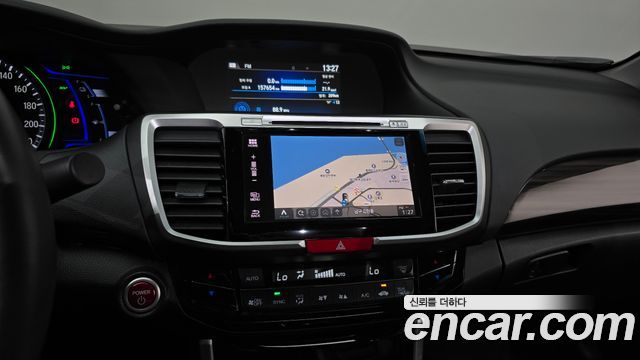 Honda Accord 2017 — photo 14