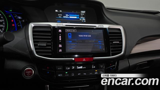 Honda Accord 2017 — photo 15