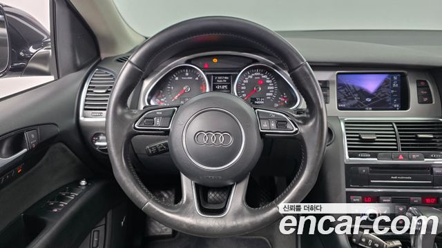 Audi Q7 2015 — photo 13