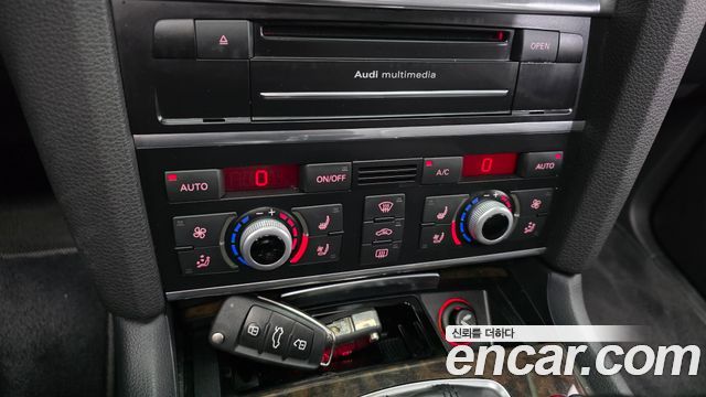 Audi Q7 2015 — photo 16