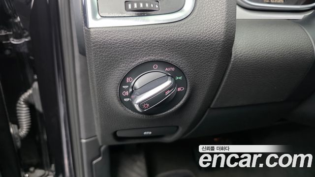 Audi Q7 2015 — photo 17
