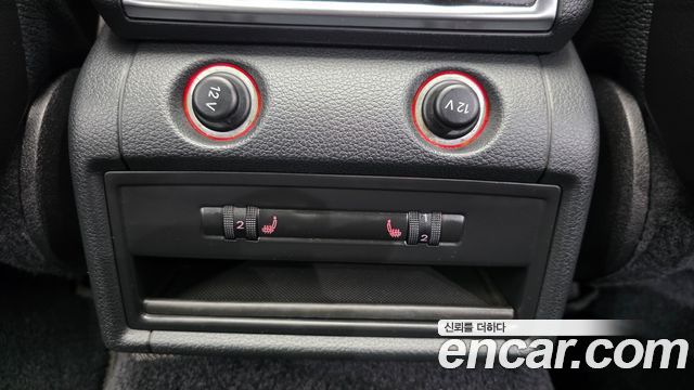 Audi Q7 2015 — photo 18