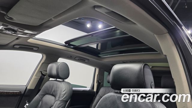 Audi Q7 2015 — photo 19