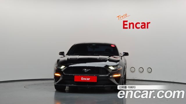 Ford Mustang 2019 — photo 3