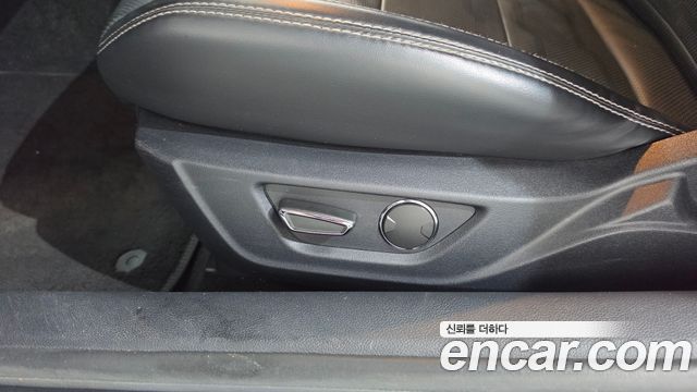 Ford Mustang 2019 — photo 31