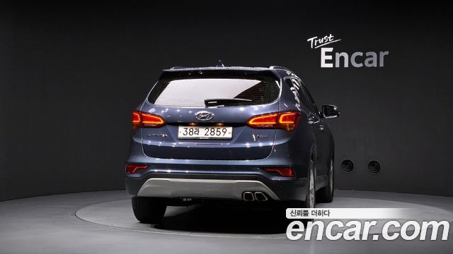 Hyundai Santafe 2018 — photo 4