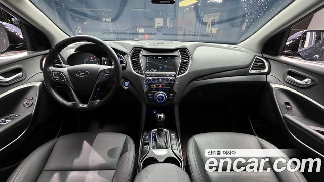 Hyundai Santafe 2018 — photo 10