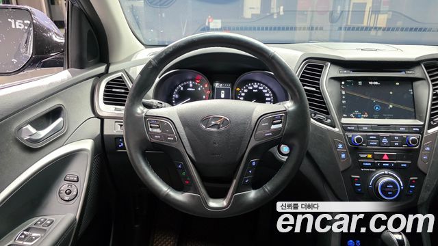 Hyundai Santafe 2018 — photo 20