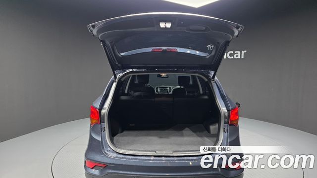 Hyundai Santafe 2018 — photo 26