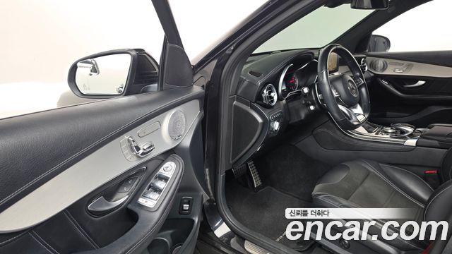Mercedes-Benz GLC-Class 2018 — photo 13