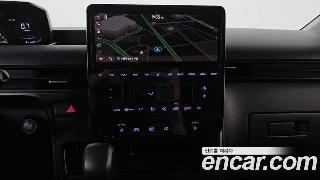 Hyundai Staria 2022 — photo 18