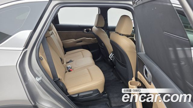 Kia Sorento 2024 — photo 12