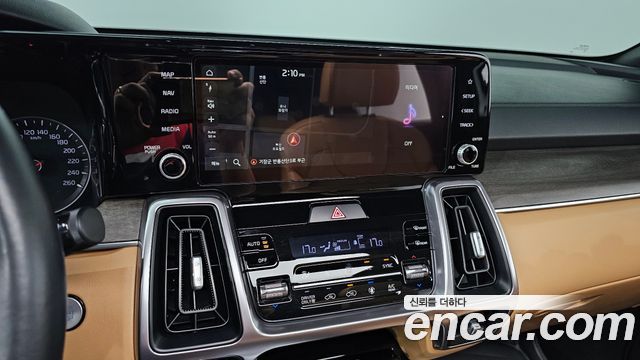 Kia Sorento 2021 — photo 24