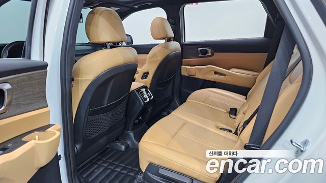 Kia Sorento 2021 — photo 16