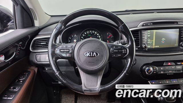 Kia Sorento 2016 — photo 13