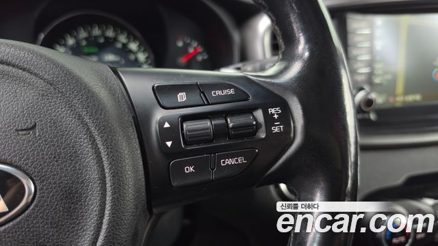 Kia Sorento 2016 — photo 16