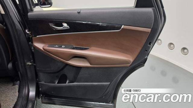 Kia Sorento 2016 — photo 19