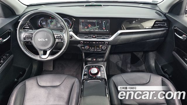 Kia Niro 2022 — photo 10