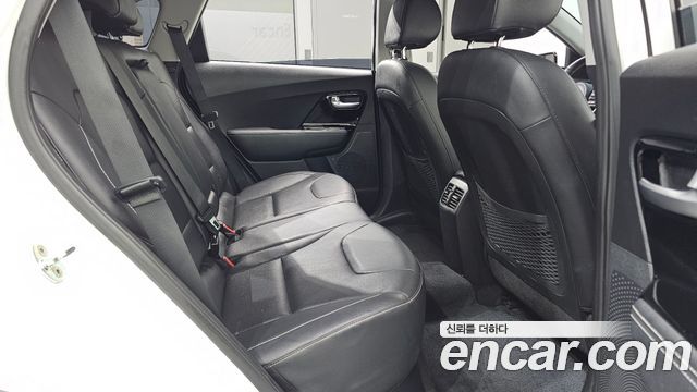 Kia Niro 2022 — photo 17