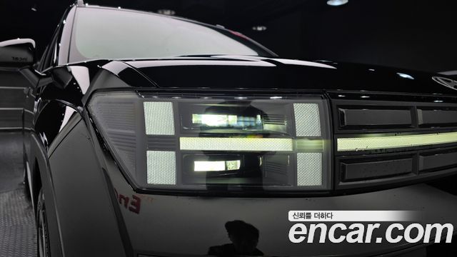 Hyundai Santafe 2024 — photo 8