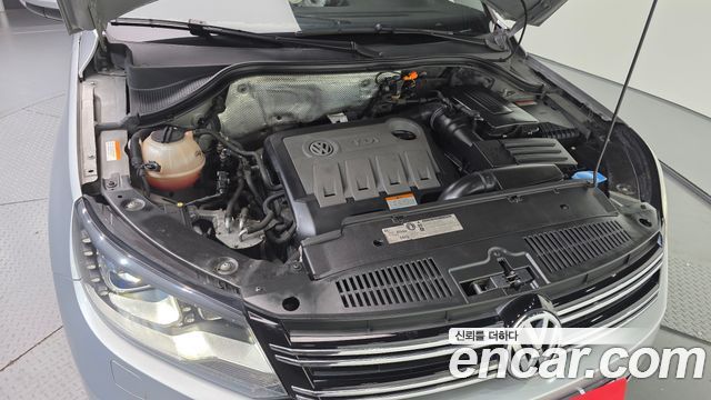 Volkswagen Tiguan 2012 — photo 6