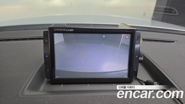 Volkswagen Tiguan 2012 — photo 16