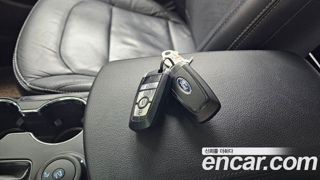 Ford Explorer 2018 — photo 22