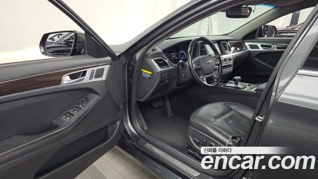 Genesis G80 2017 — photo 13