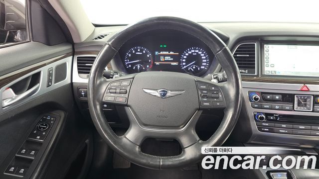 Genesis G80 2017 — photo 19