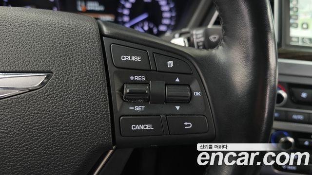 Genesis G80 2017 — photo 23
