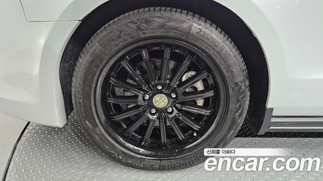 Mitsuoka Galue 2014 — photo 5