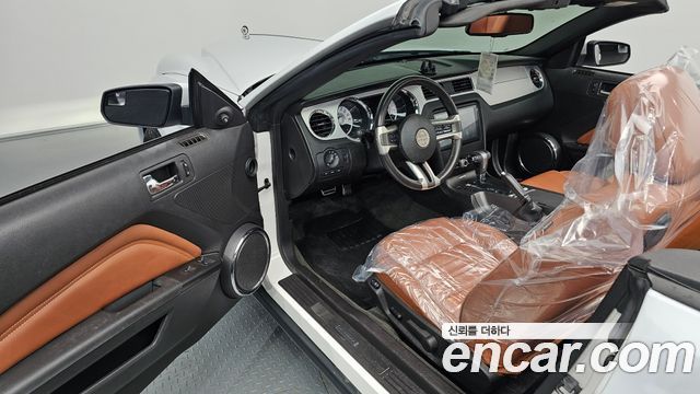 Mitsuoka Galue 2014 — photo 10