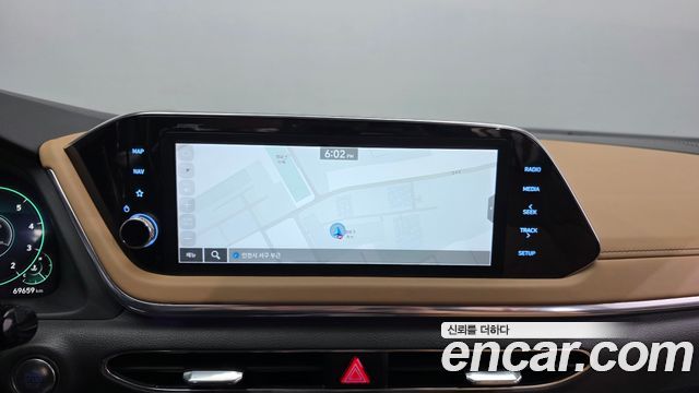 Hyundai Sonata 2022 — photo 14