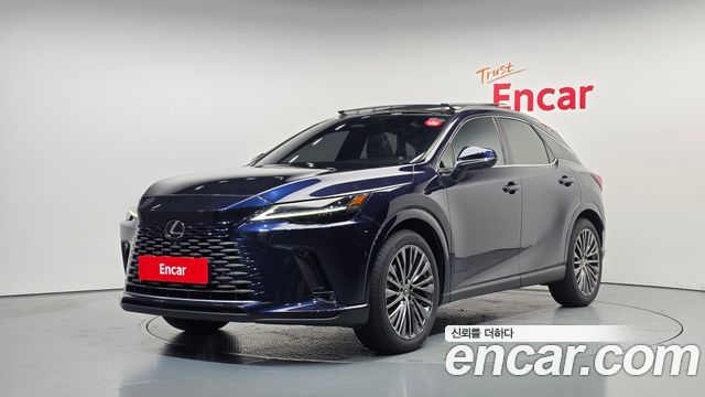 Lexus RX 2023 — photo 1