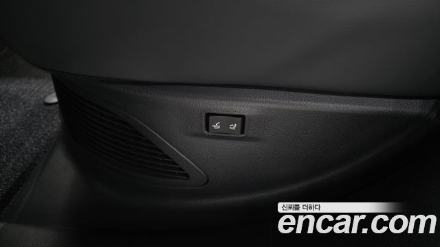 Lexus RX 2023 — photo 35