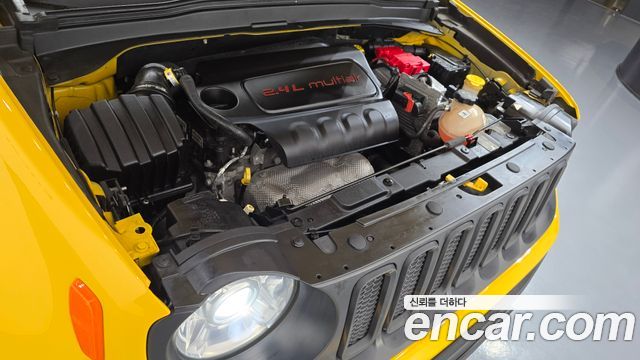 Jeep Renegade 2018 — photo 6