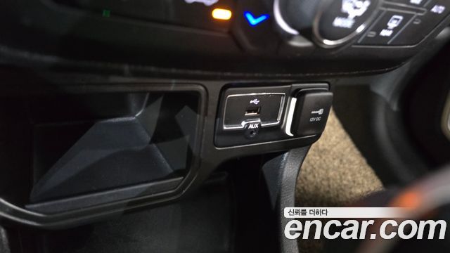 Jeep Renegade 2018 — photo 27