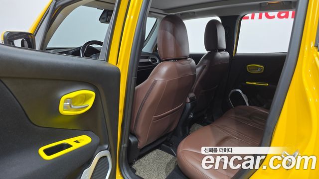 Jeep Renegade 2018 — photo 28