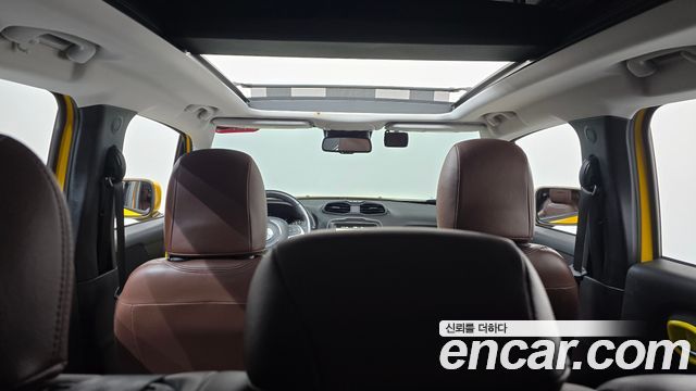 Jeep Renegade 2018 — photo 30