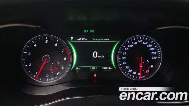 Genesis G70 2019 — photo 8