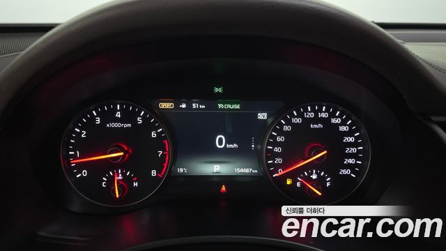 Kia K7 2017 — photo 11